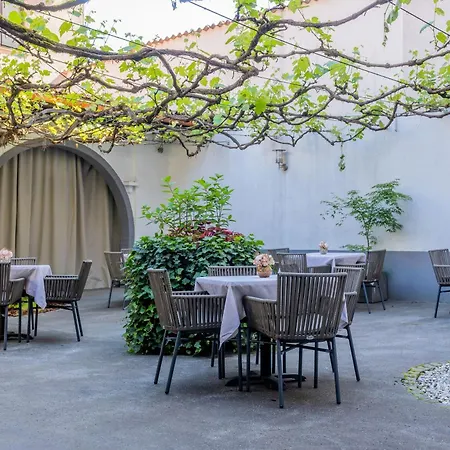 Mrak Hotel Liubliana