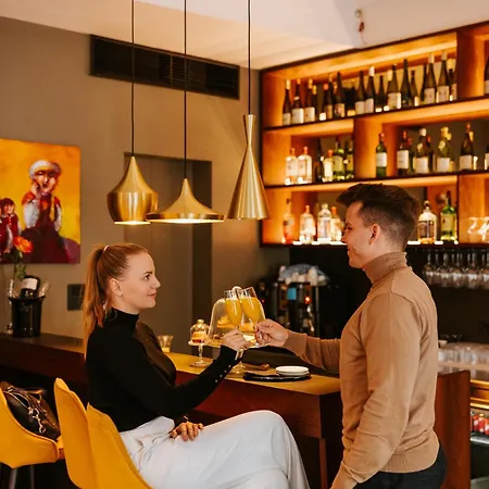 Mrak Hotel