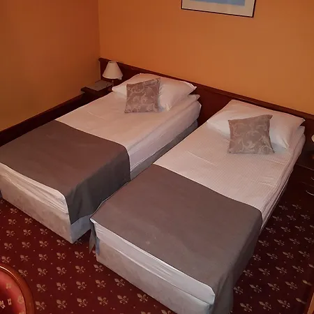 Mrak Hotel
