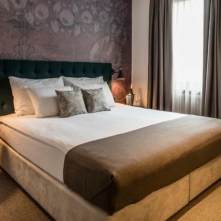 Mrak Hotel