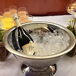 Hotel Mrak